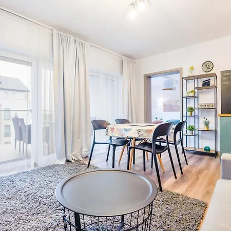Apartamenty Sun & Snow Piec Morz Z Basenem Sianozety Exterior photo