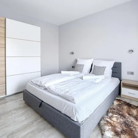 Apartamenty Sun & Snow Piec Morz Z Basenem Sianozety Exterior photo