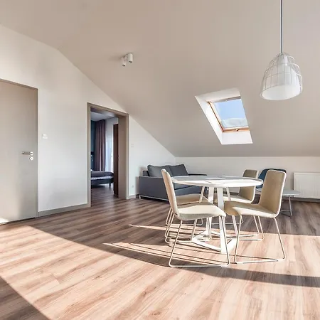 Apartamenty Sun & Snow Piec Morz Z Basenem Sianozety Exterior photo