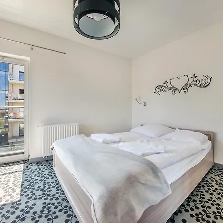 Apartamenty Sun & Snow Piec Morz Z Basenem Sianozety Exterior photo