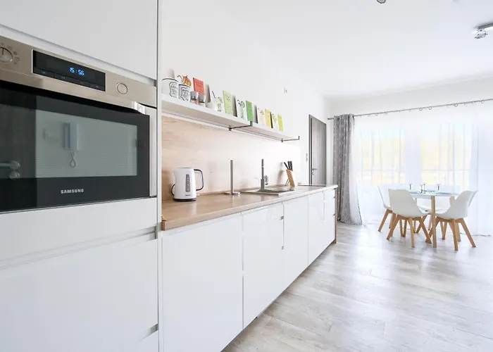 Apartamenty Sun & Snow Piec Morz Z Basenem