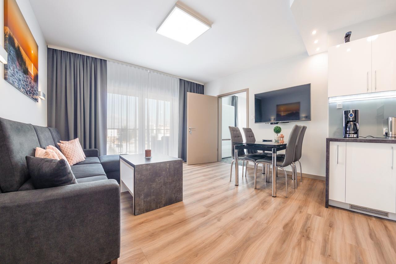 Apartment Sun & Snow Piec Morz Z Basenem *